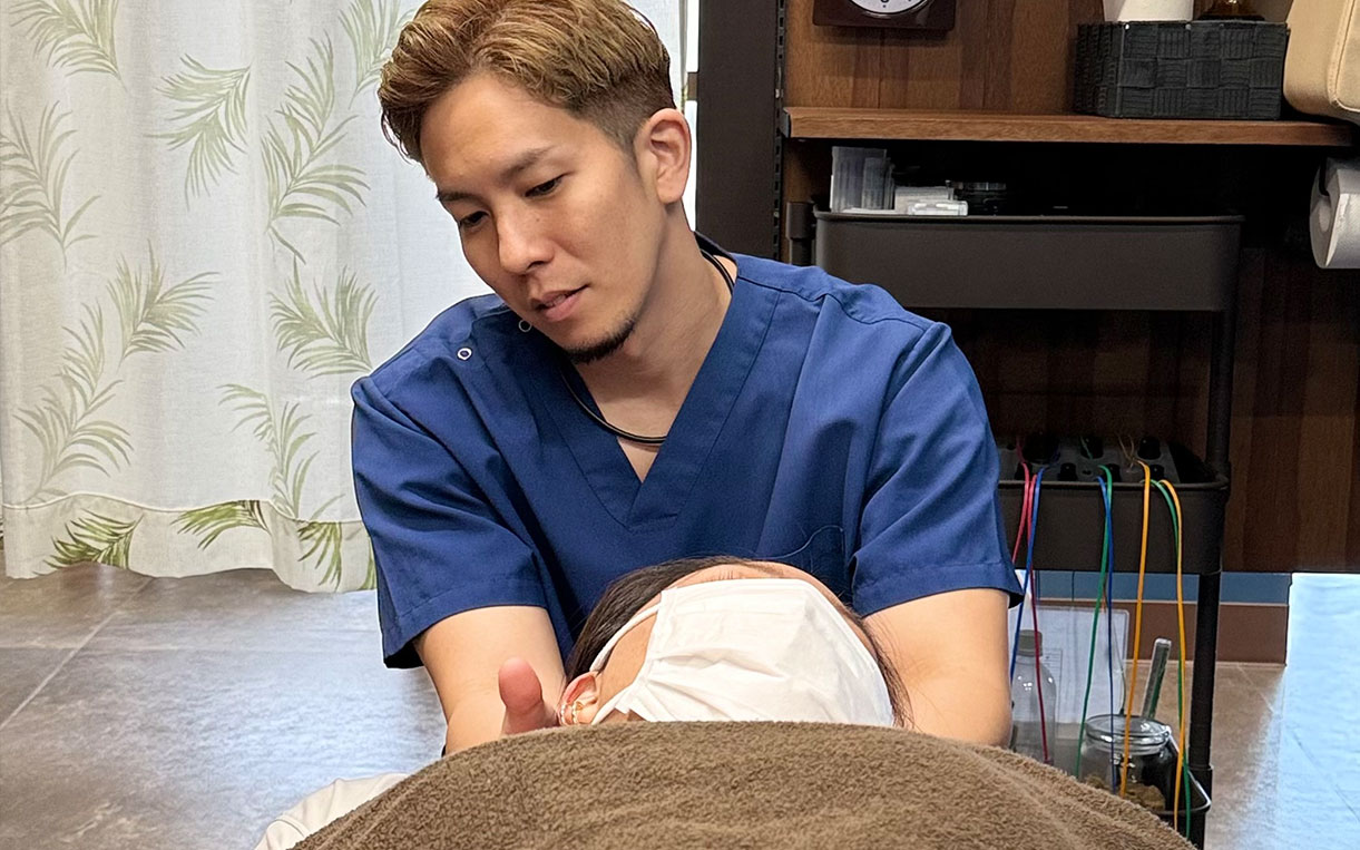 Chiropractic treatment scenery